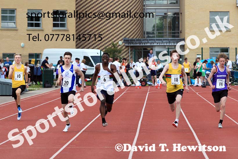 Mens U-17s and Boys U-15s 100 metres, 2022 Northern Inter Counties U17s and U15s Track and Field, York, Thursday, June 2nd. Photo: David T. Hewitson/Sports for All Pics